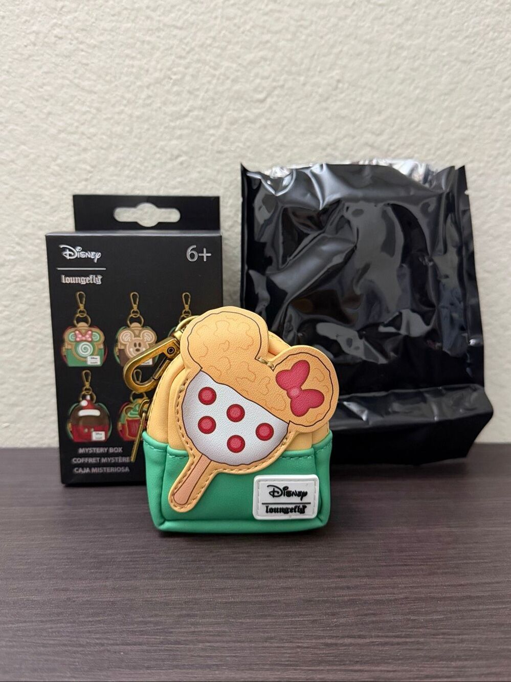 Loungefly Disney Mickey & Minnie Mouse Blind Box Bag Charm - Minnie Cake Pop